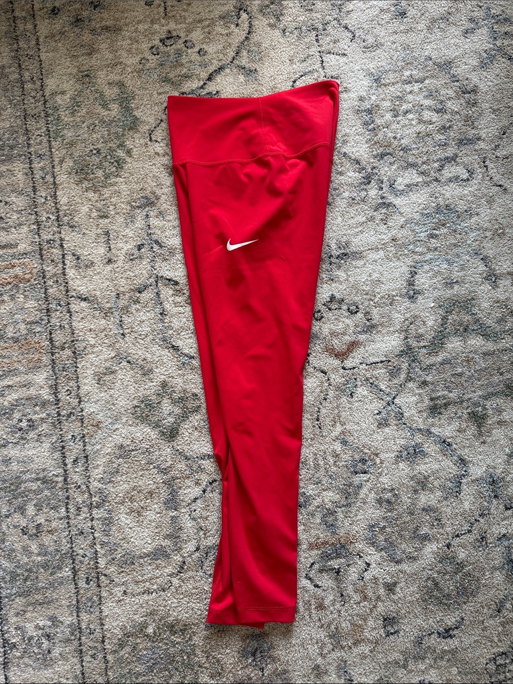 Nike Women’s Bright Red Athletic Leggings - Picture 3 of 4